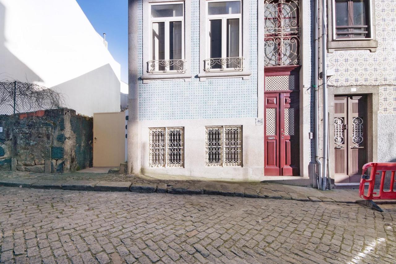 Crooked Floor House - 1St Floor Apartment Porto Exterior foto